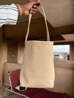 Bucket bag 