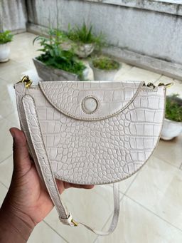 Bandoulière demi lune 