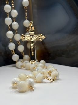 Rosario Madreperla Facetada 8mm Laminado en oro 18k