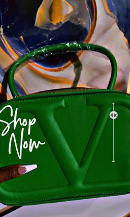 MOM-ments On the Go 👛💕🛍️🛒