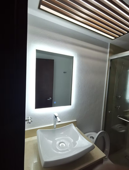 Espejo Resplandor con luz Led Touch 80x60cm