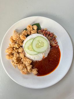 Nasi Lemak Sotong Goreng
