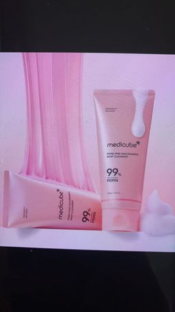 PDRN Pink Niacinamide Cleanser 120g (Pink)