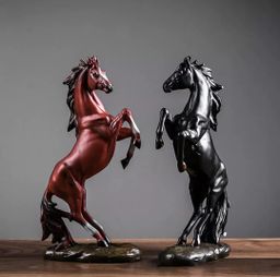 Patung Kuda Dekorasi FengShui Simbol Pembawa Kesuksesan