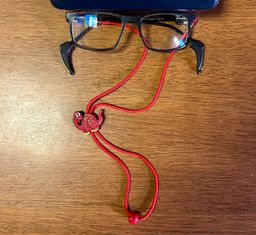 1 Dinosaur Cord + 1 Pair Silicone Tips