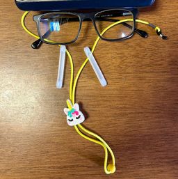 1 Unicorn Cord + 1 Pair Silicone Cover