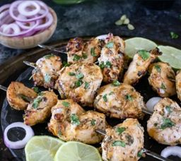 AFGHANI CHICKEN TIKKAS QUARTER TRAY IS 3LBS - GOOD FOR 4-5