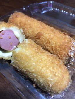 Sausage Rolls (Halal)