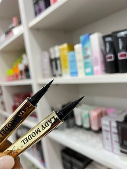 Eye-liner feutre Lady model