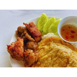 CƠM GÀ TRỨNG CHIÊN