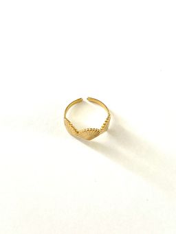 Daria ring