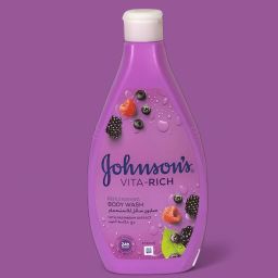 JOHNSON'S VITA-RICH BRIGHTENING BODY WASH WITH BLACKBERRY EXTRACT 400 ML جونسون فيتا ريتش غسول الجسم بخلاصة التوت 400 مل
