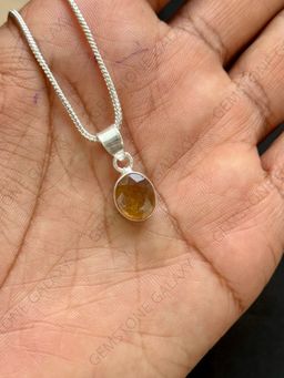 Yellow   Sapphire   (Pukhraj)   Pendant