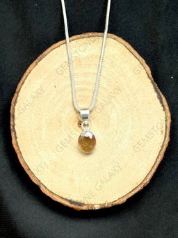 Yellow   Sapphire   (Pukhraj)   Pendant
