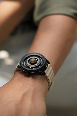 Extreme Orbit Magnetic Watch – Luxe Statement Timepiece