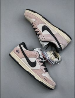 Stüssy x Nike SB Dunk Low “White Grey” – Collab Street Icon