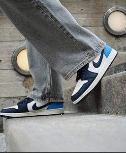 Nike Dunk Low Retro “White Grey” – Crisp Monochrome Sneaker