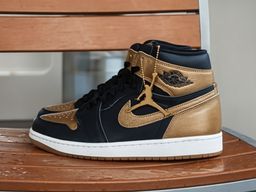 Nike Air Jordan 1 Retro High OG “Black Gold” (Men’s Shoes)