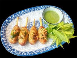 LANTERN BITE SKEWERS