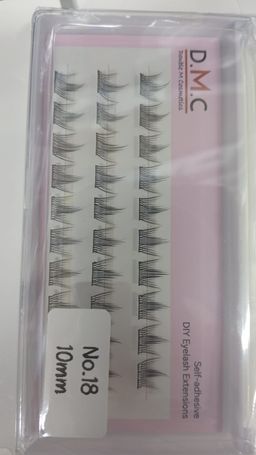 DMC SELF ADHESSIVE LASHES-NO GLUE NEEDED