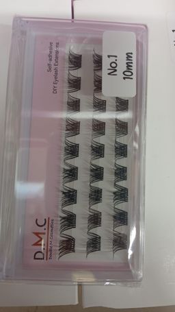 DMC SELF ADHESSIVE LASHES-NO GLUE NEEDED
