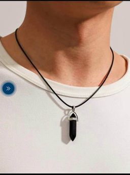 Men's and women's necklaces 