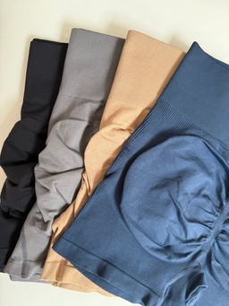 Shorts Canalé Curve — Talla L