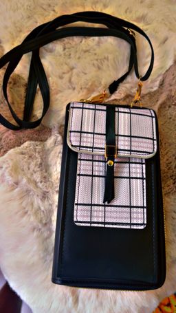 MOM-ments On the Go 👛💕🛍️🛒