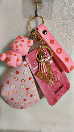 MOM-ments Customized KeyChain Girls 💕🛍️