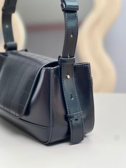 Mia Shoulder Bag By 2Morrow