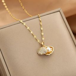 Pearl Shell Diamond Necklace