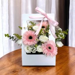 Gerbera, Eustoma & Mini Daisies Bloom Box (Florra)