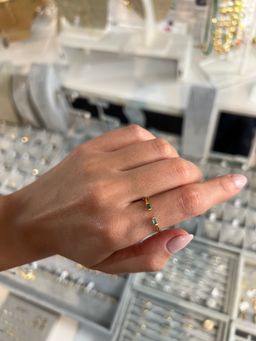Thin emerald ring 