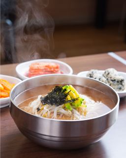 Banquet Noodles (2 servings)