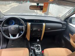 TOYOTA FORTUNER 2024 7places