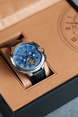 שעון יד קרטייה לגברים 40 מ״מ – רמת מאסטר, מנגנון אוטומטי שווייצרי, כולל קופסה וניירות מקוריים