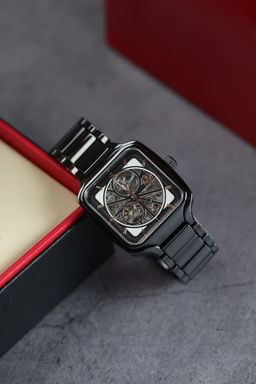 שעון יד ראדו לגברים 40 מ״מ – רמת מאסטר, מנגנון אוטומטי שווייצרי, כולל קופסה וניירות מקוריים