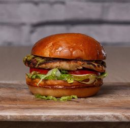 Grilled Chicken burger  frites  boisson 