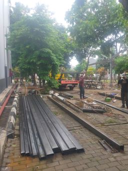 CNP 125 x 50 x 2.3mm (Kaki Tinggi)