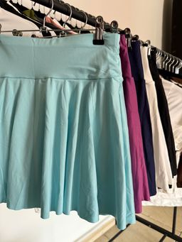 Faldas Soft Fit (Tela Suave) — Talla L