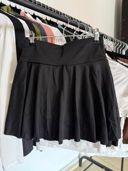 Faldas Soft Fit (Tela Suave) — Talla L