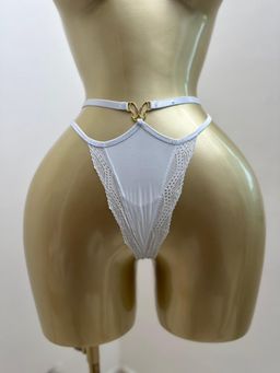 String Papillon Blanc et Dentelle