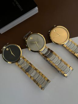 MONTRE MOVADO 