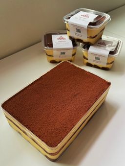 Party Size Classic Tiramisu  