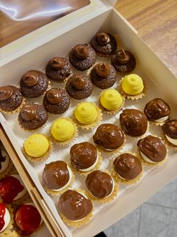 MIX Tarts (Cheese Tart - Tart Brownies - Custard Egg Tart) 
