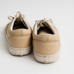 Tenis Vans beige de cuero - Size 8.5