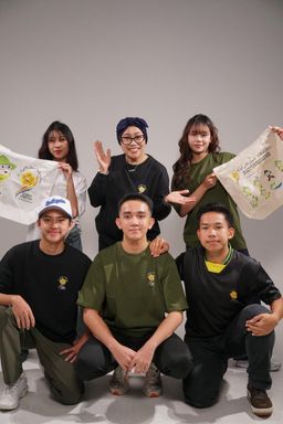 Oversized T-Shirt (ASG14) Design 1 (Pixelated)