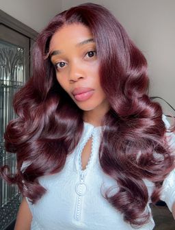 24” burgundy wavy unit blend