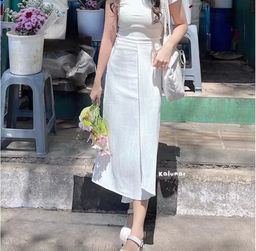 ￼KALUNAR Lumi Skirt (Rok Korean Flowy Bahan Jatuh Wanita)