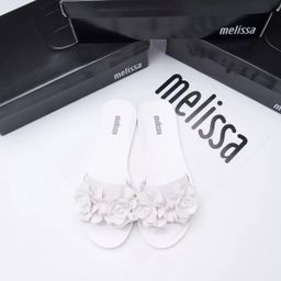 Melissa adult